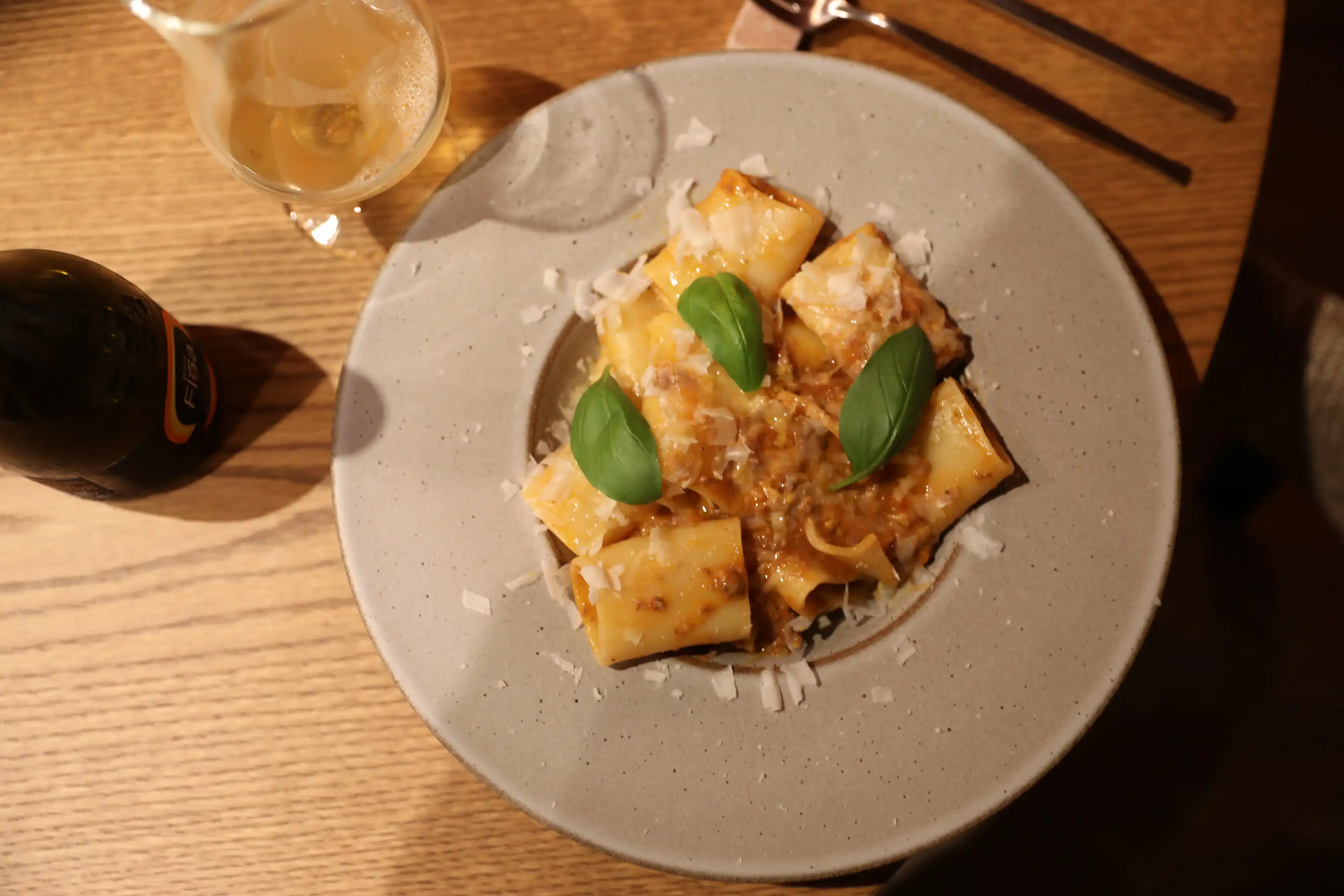 Massa italiana fresca preparada à mão